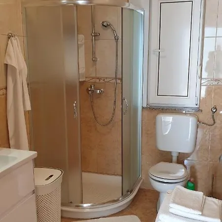 Ana Apartman *